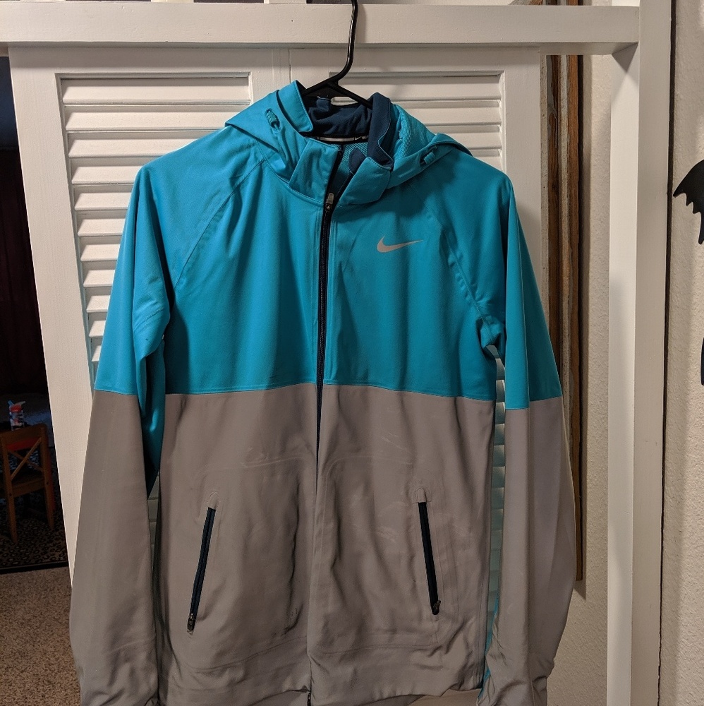Nike Shield Flash Women's Running Jacket
